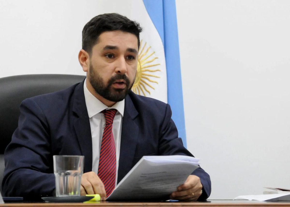 Carlos Gimenez - 1