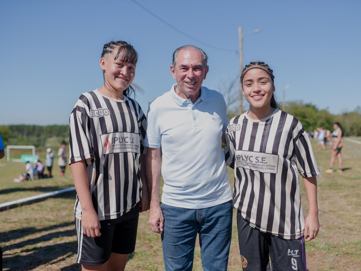 Comenzo el Torneo Municipal de Futbol Infantil en el Parque de la Ciudad de Posadas 8 - 1