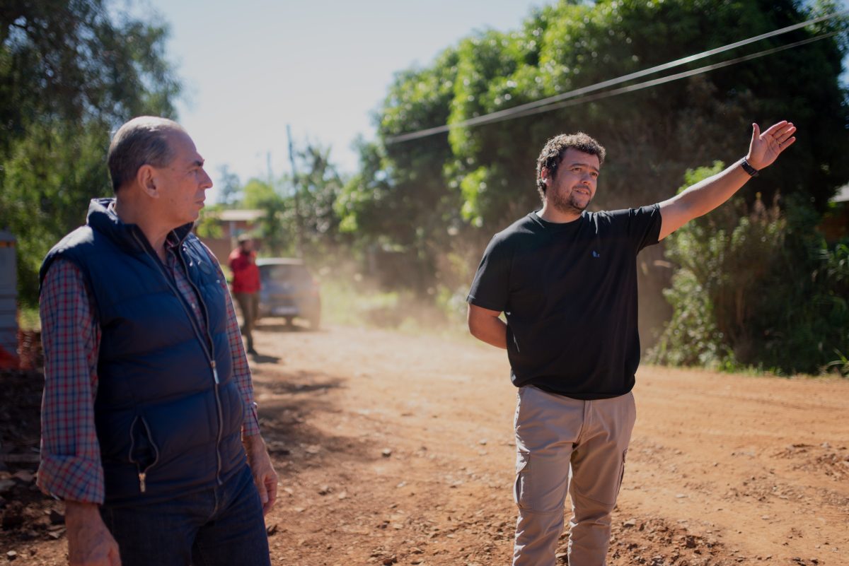 Daniel Vigo: “Conozco los problemas de la ciudad y quiero seguir resolviéndolos desde el Concejo” 3 6 - Daniel Vigo Creemos en el compromiso de continuar transformando a Posadas 4 1 - 5