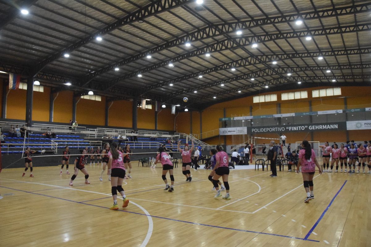 El Campeonato Nacional de Vóley Sub-18 se sigue viviendo a pleno en Posadas