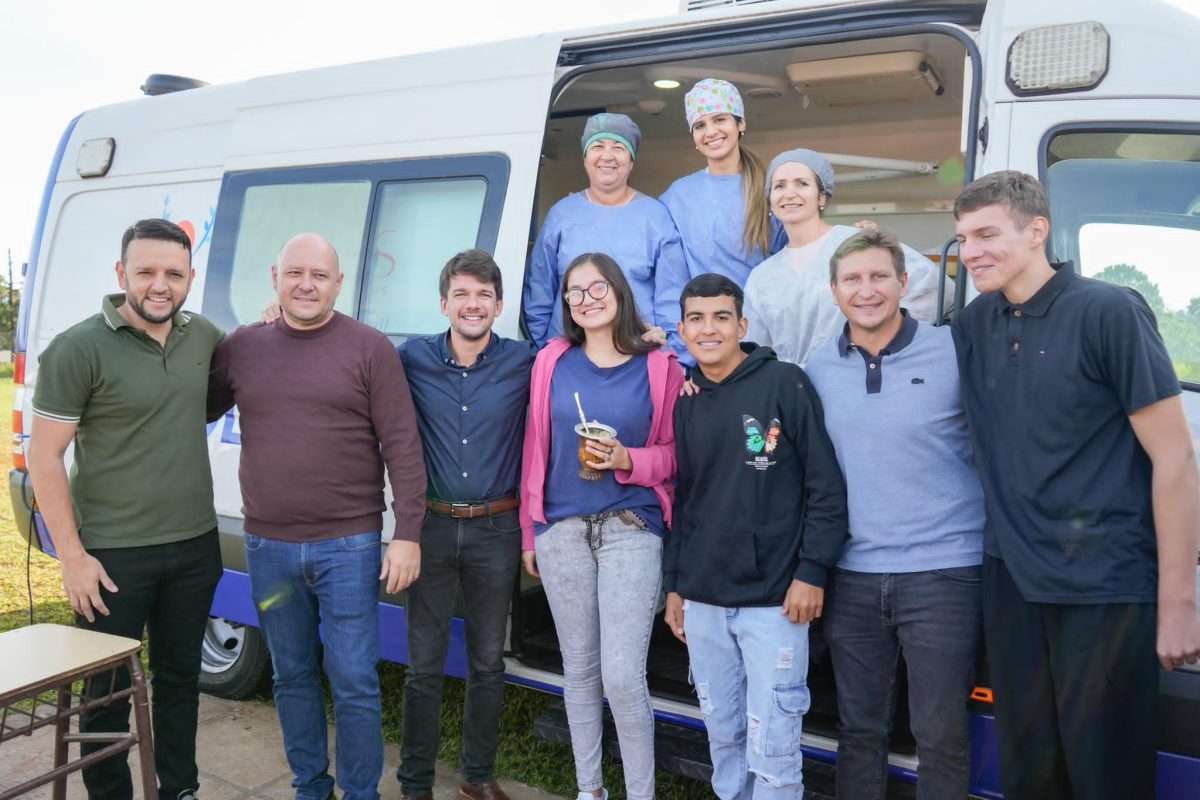 La Vice en tu Escuela llegó a Panambí con una jornada integral de salud 5 10 - IMG 20250516 WA0036 - 9