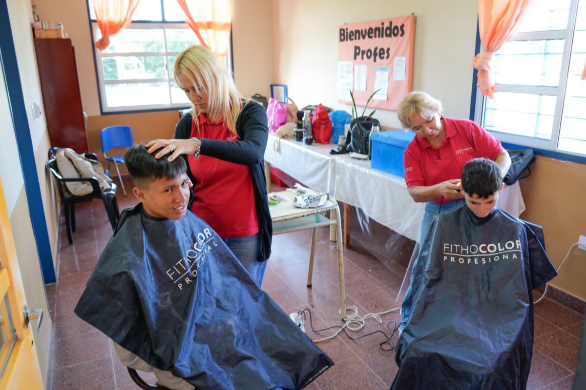 La Vice en tu Escuela llegó a Panambí con una jornada integral de salud 1 2 - IMG 20250516 WA0039 - 1