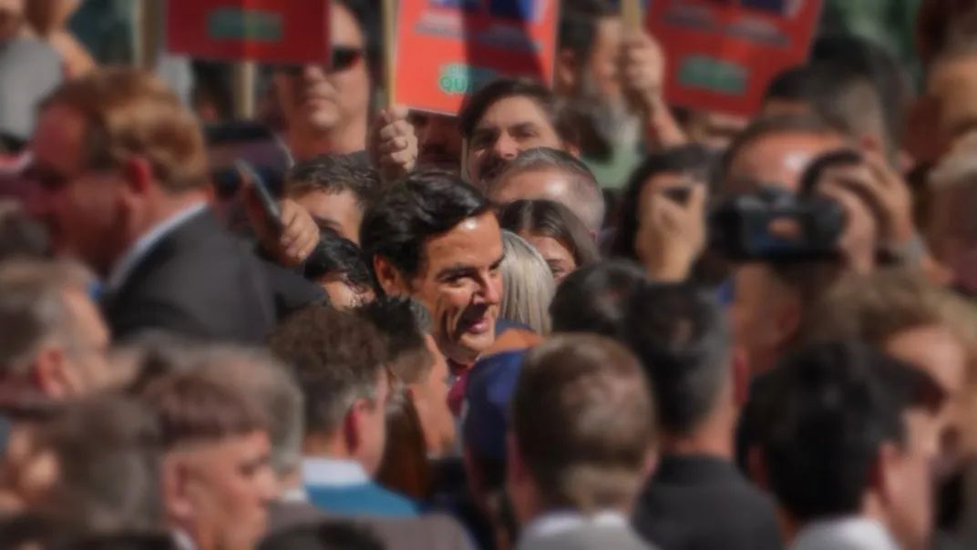 Lejos del guion porteño