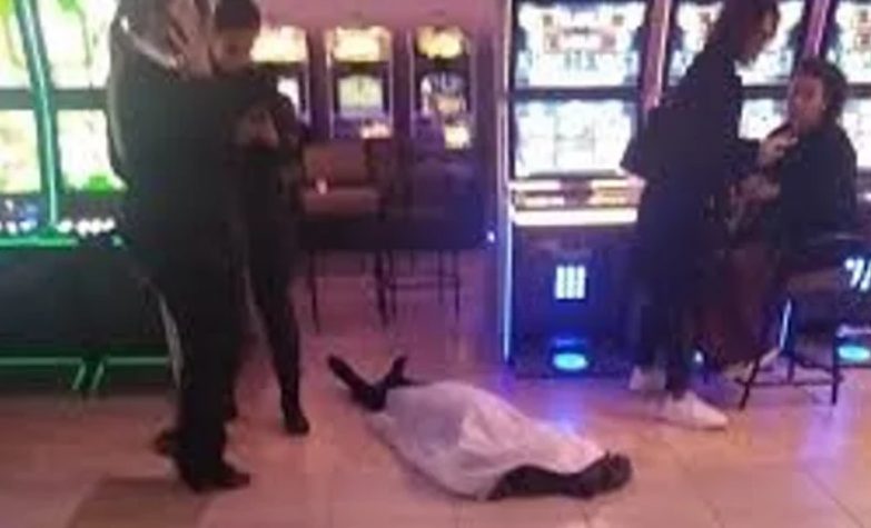 Mar del Plata: una mujer murió en el casino y los apostadores continuaron jugando