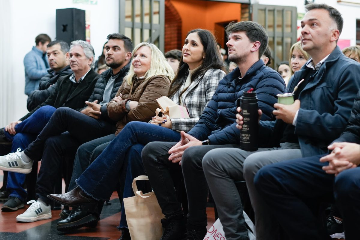 Misiones Futura Agusto Salvatto llevo su mensaje de innovacion a emprendedores en Apostoles 5 - 1