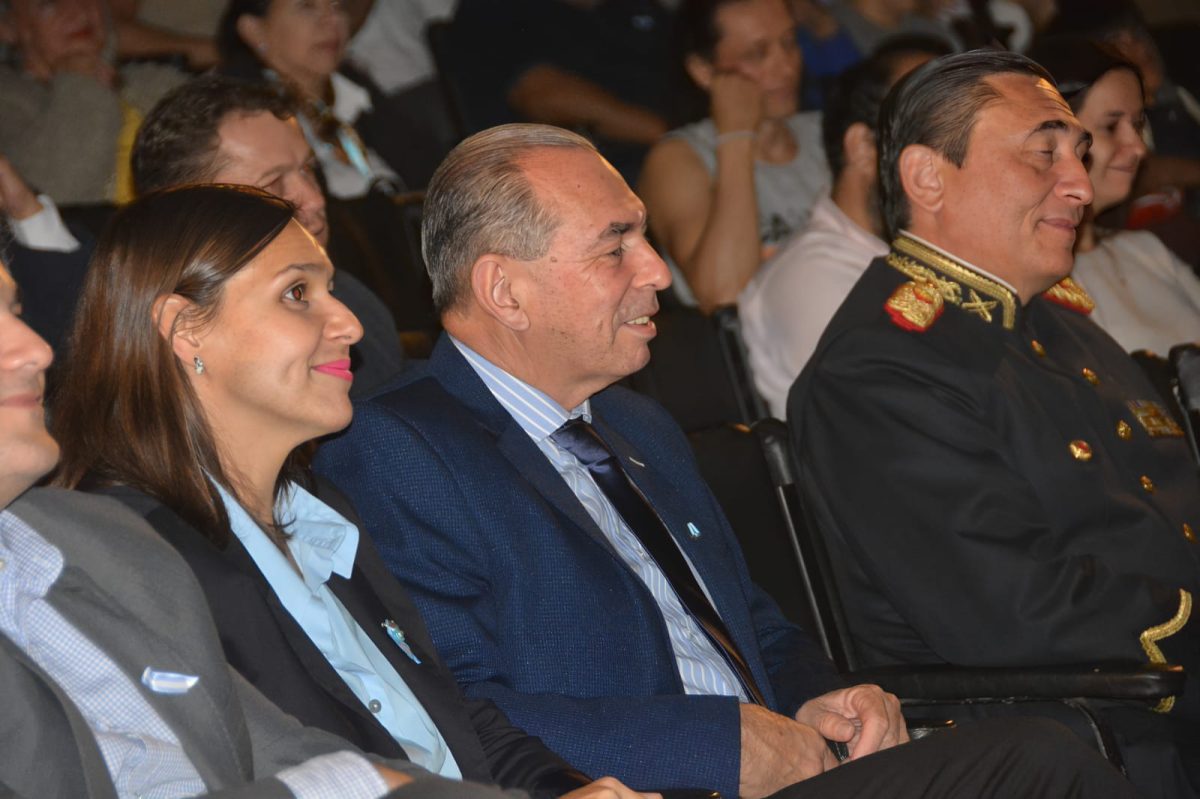 Posadas celebro la vispera del 25 de Mayo con musica danza y tradicion - 1