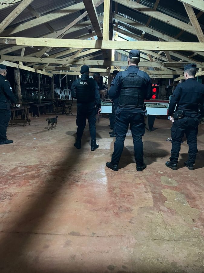 Prevencion policial en Misiones 33 arrestos y 50 vehiculos secuestrados en operativos nocturnos 9 - 5