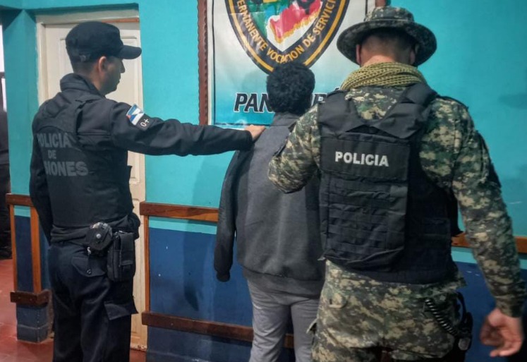 Panambí: joven fue detenido tras atacar con un cuchillo a su primo