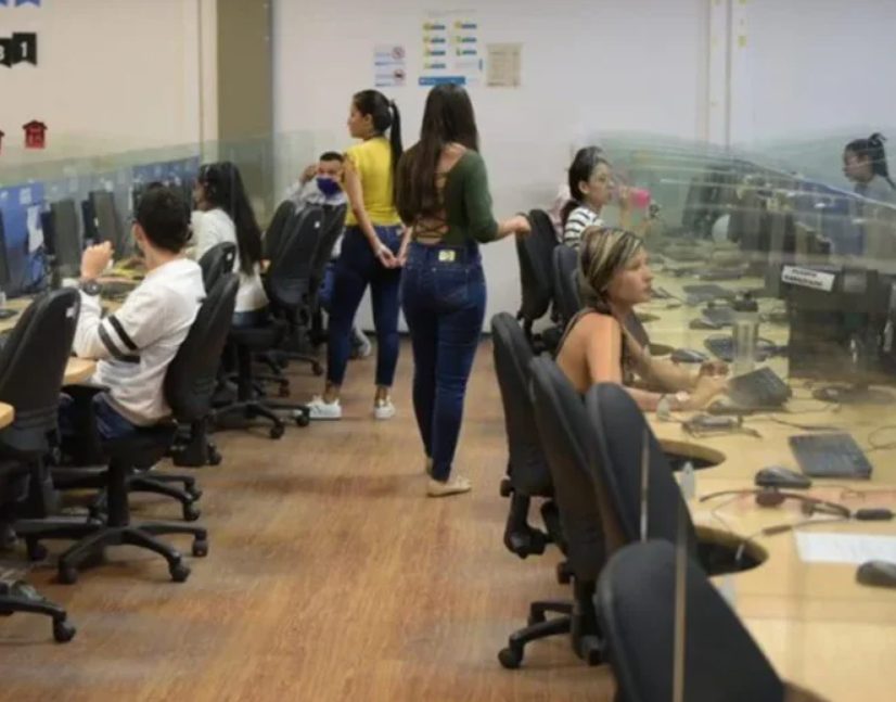 Comercio acordó otras dos paritarias con subas trimestrales de 5,4%