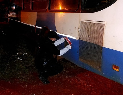 Sacan de circulación un colectivo que transportaba a tareferos en condiciones irregulares