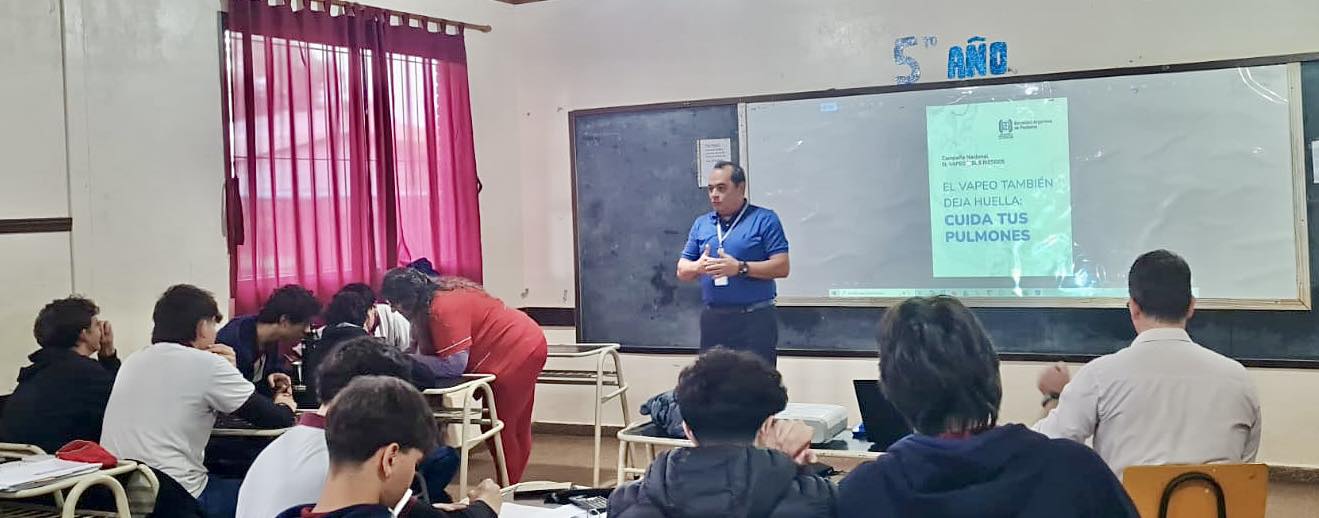 Realizan charlas sobre el consumo de vaper en escuelas de Wanda 1 2 - Charla vapers5 - 1