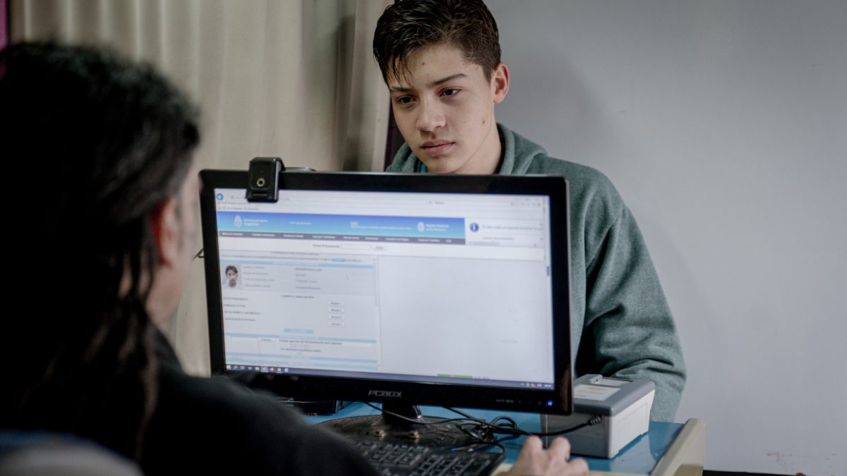 Entregaran DNI en unidad movil del registro de las personas por las elecciones en Misiones 2 - 1