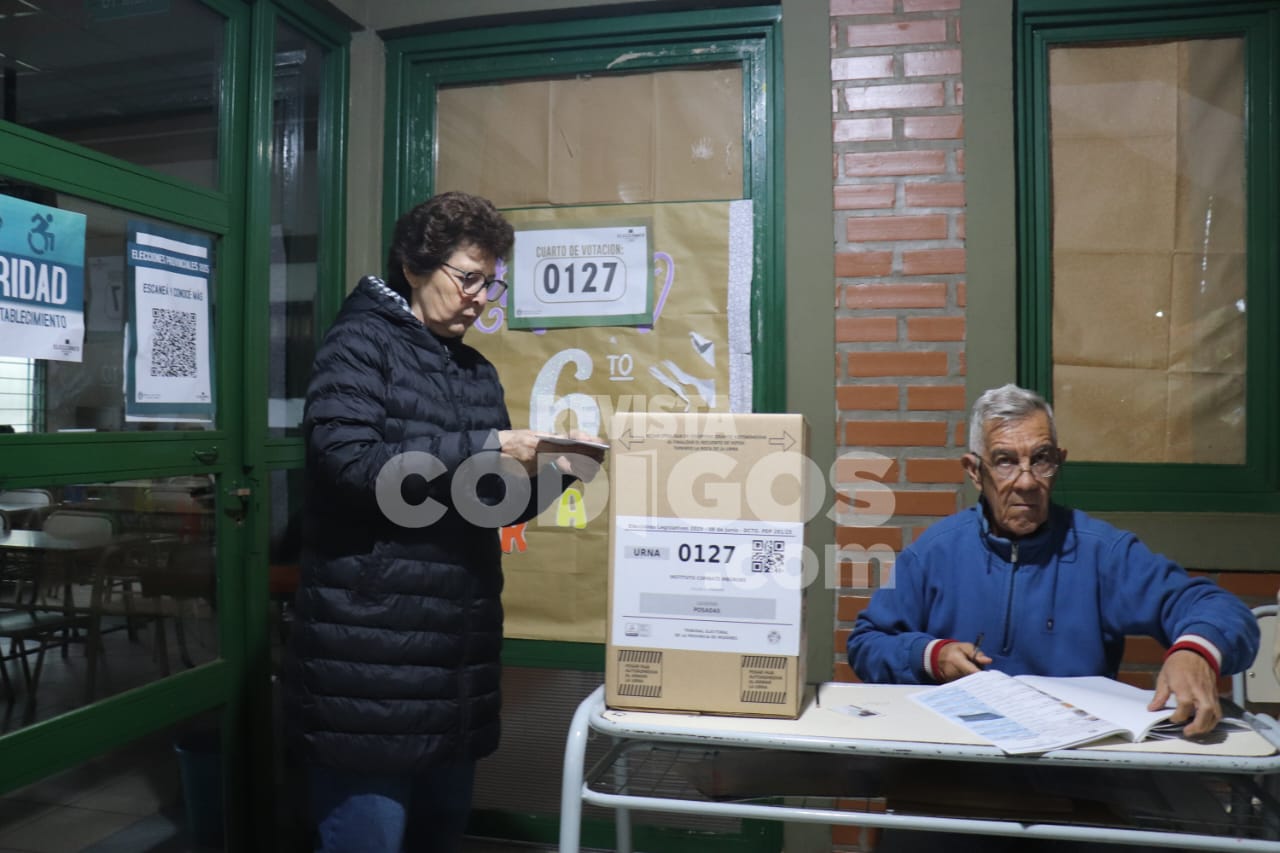 Cerraron los comicios en Misiones y los primeros resultados se conocerán desde las 21