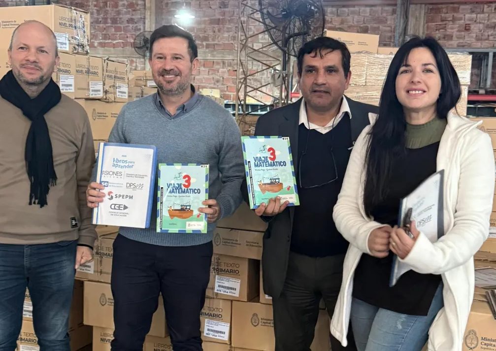 Misiones sumará más de 400 mil libros de lengua y matemática para escuelas primarias