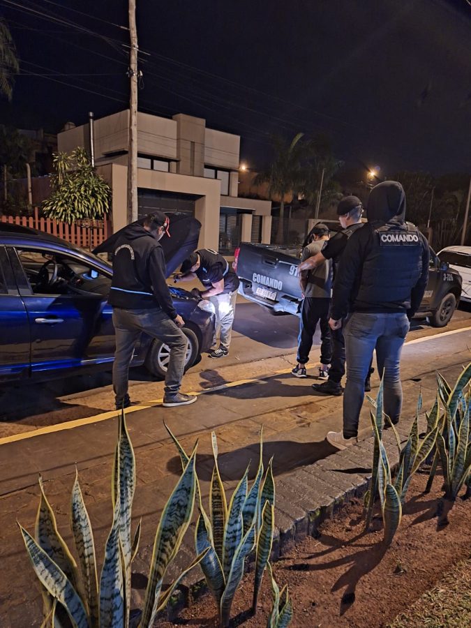 Obera detuvieron a un profugo que ofrecia un auto robado en redes 1 - 1