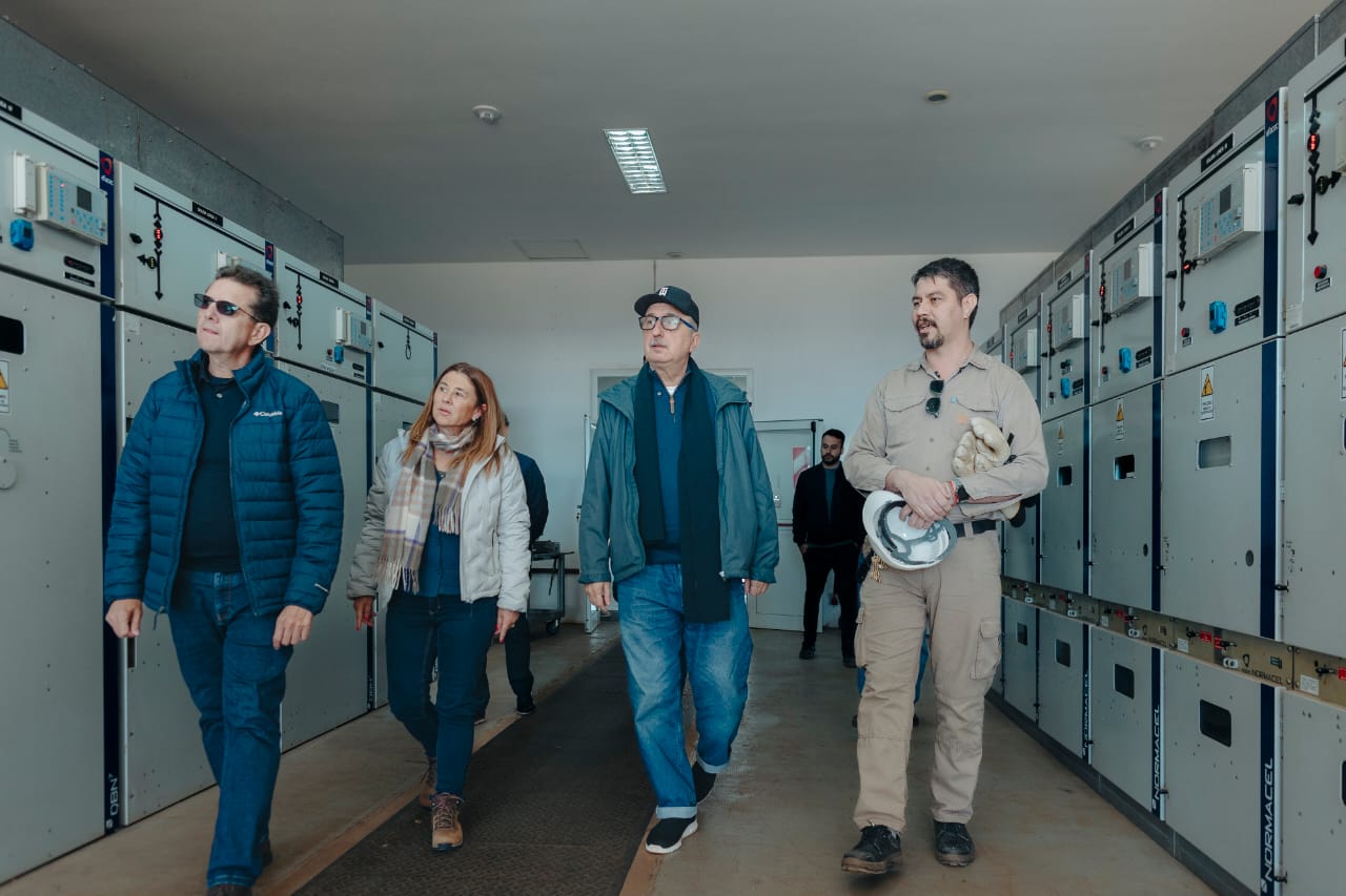 Passalacqua inauguró una nueva red de abastecimiento energético en El Soberbio