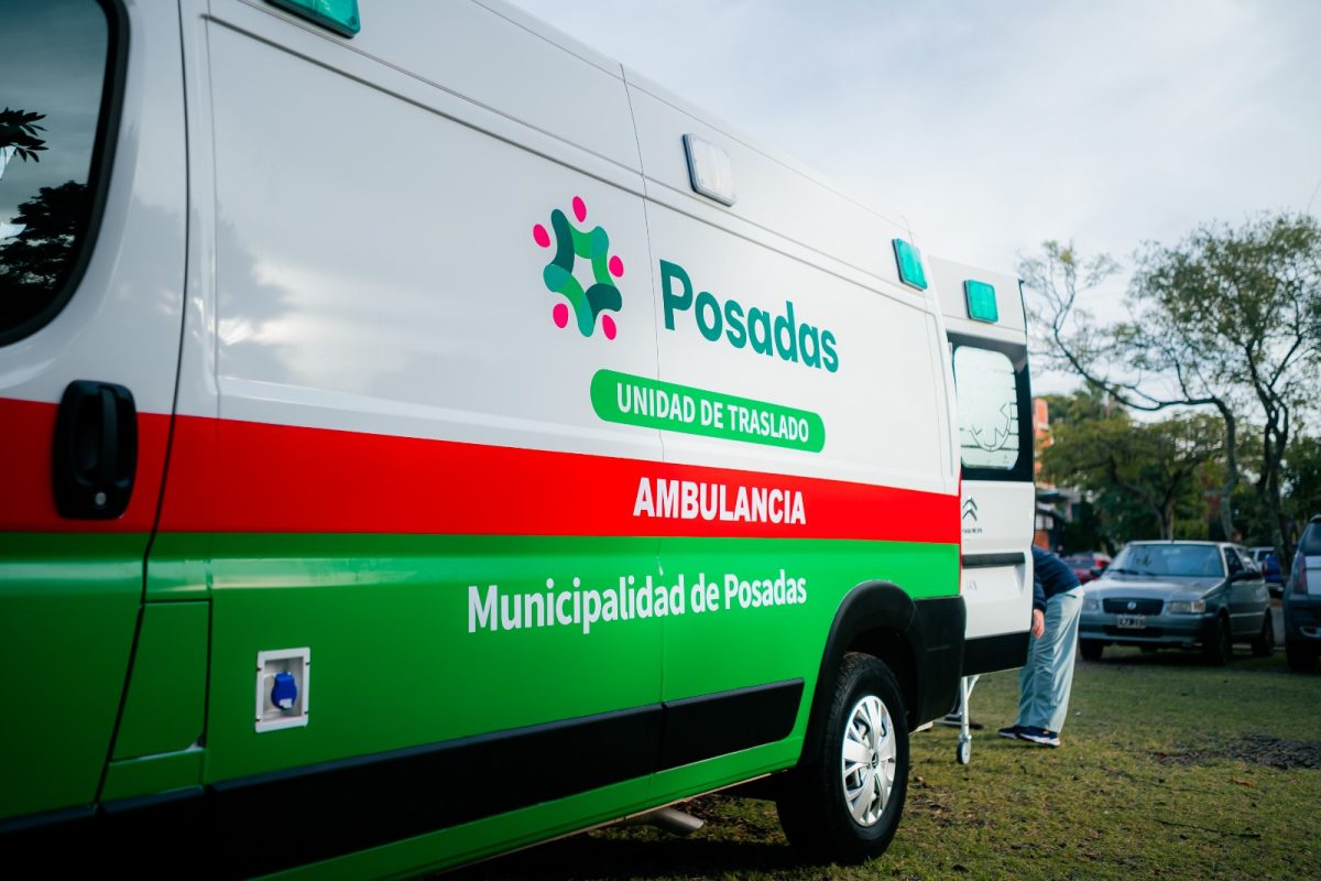 Posadas refuerza la atencion sanitaria con la incorporacion de dos ambulancias 4 - 9
