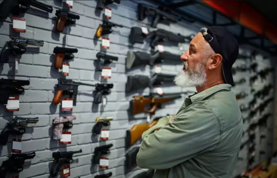 El Gobierno Nacional flexibilizó la regulación de armas semiautomáticas