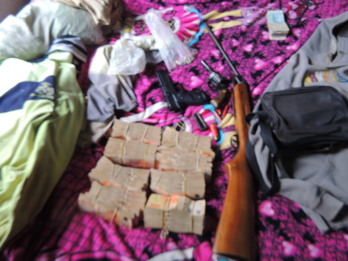 asalto delincuentes 2 - 3