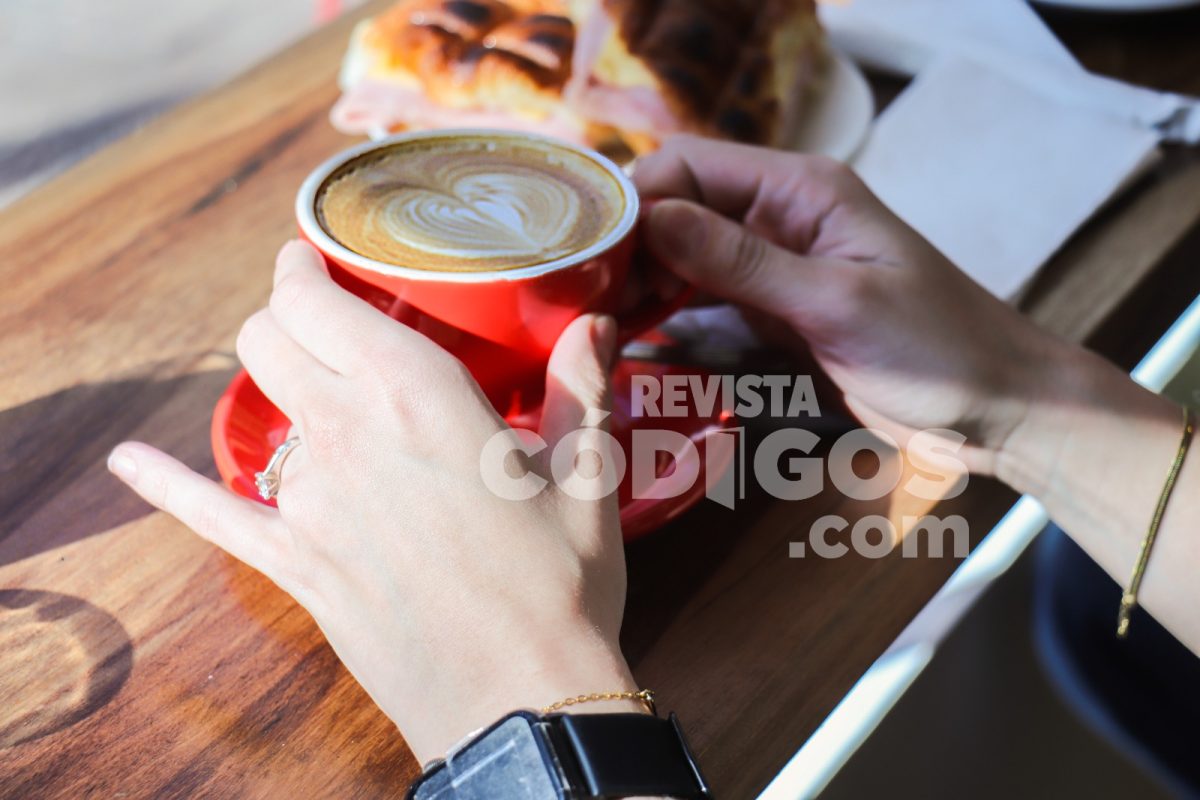 Cafeterías de Posadas registran más clientes con la llegada del frío
