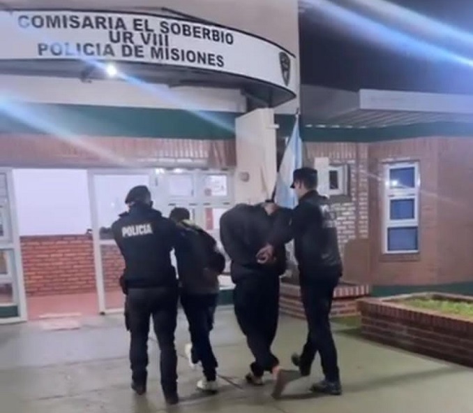 Terminaron detenidos tras hacerse pasar por policías para cometer un robo