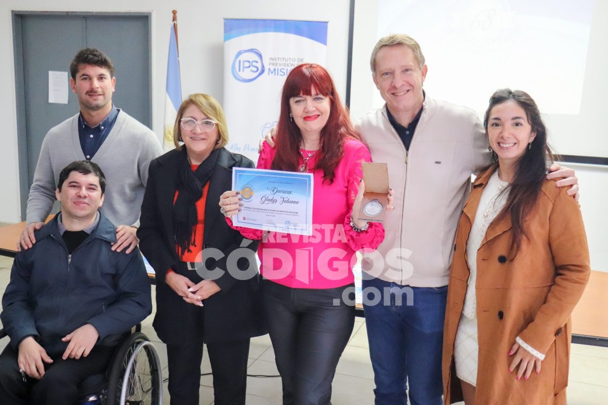 El IPS celebró su 68° aniversario con un reconocimiento a trabajadores históricos