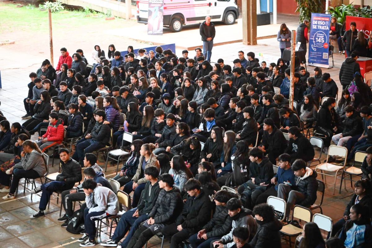 "La Vice en tu Escuela": exitosa jornada integral en el BOP Nº 5 de Candelaria