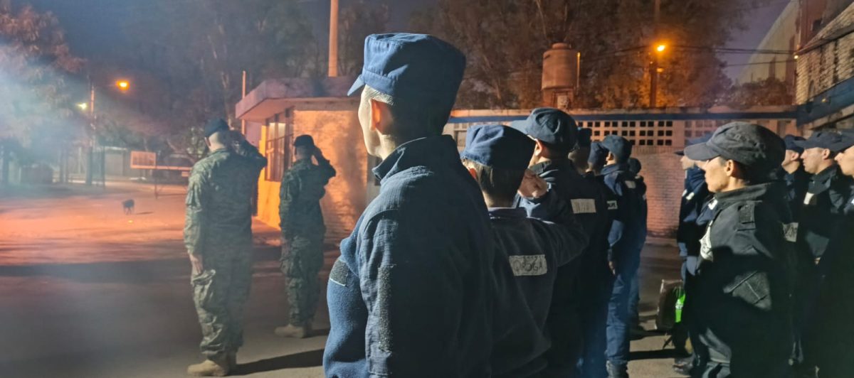 mujer policia 4 - 7