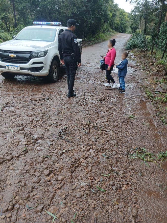 Misiones activó un megaoperativo policial para prevenir delitos y recibir al turismo del fin de semana largo 8 16 - operativo de transito 8 - 15