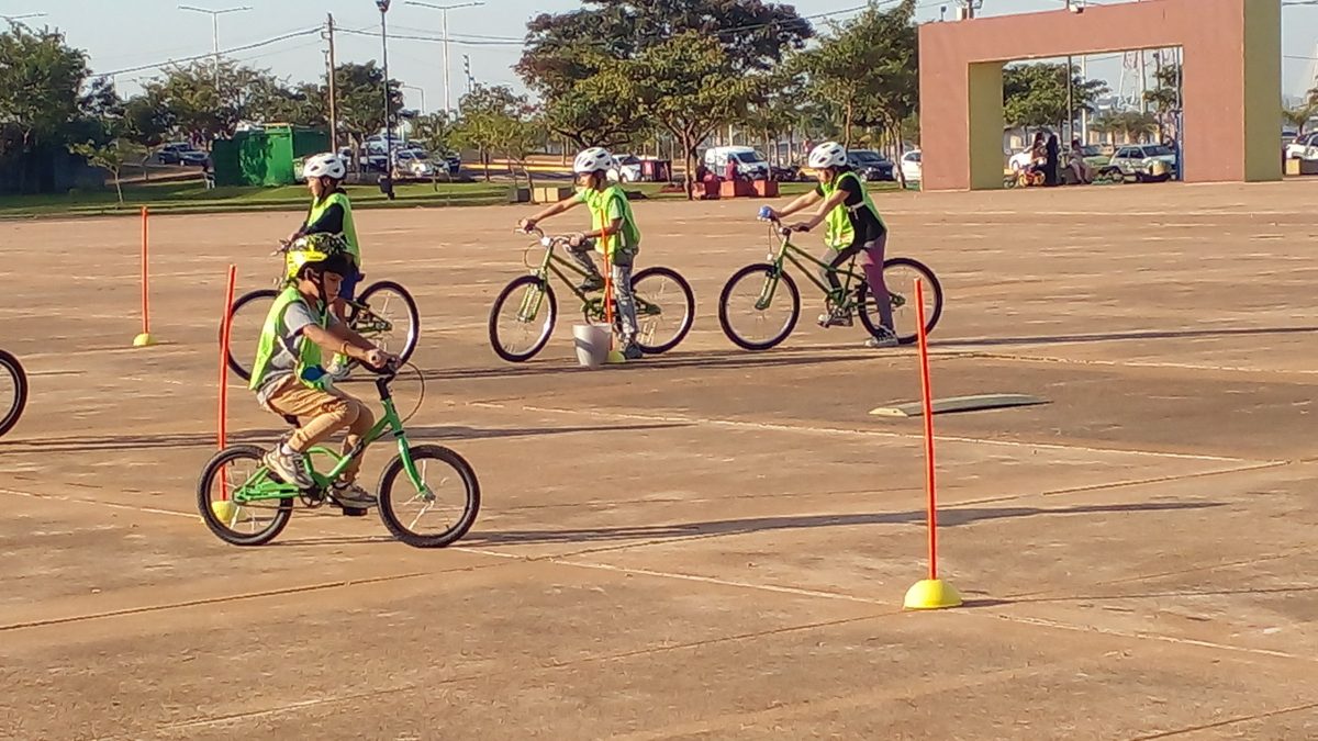 Biciescuelas Argentinas la propuesta que invita a pedalear y jugar en Posadas 1 - 1