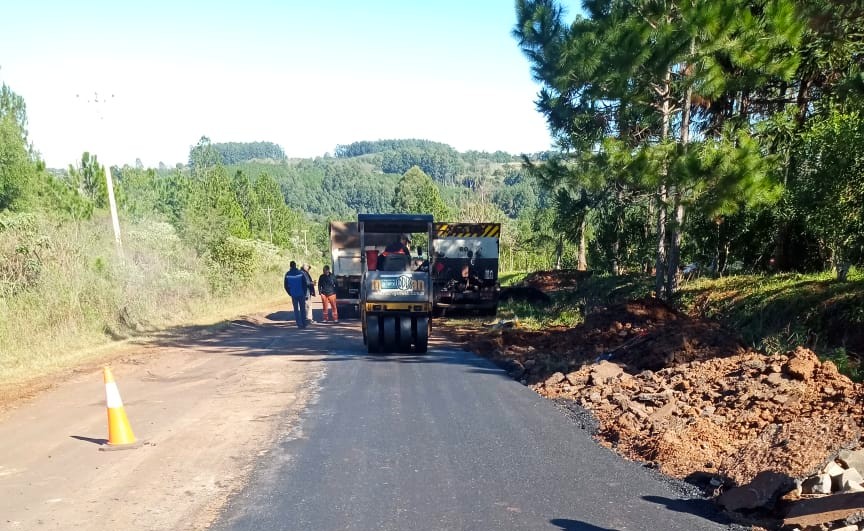 Vialidad avanza con obras en la ruta provincial N°5