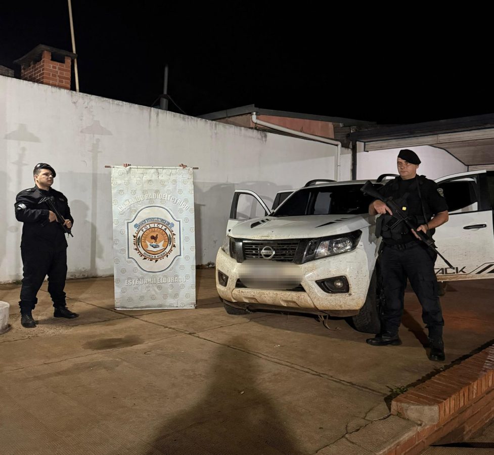 Incautaron cigarrillos valuados en $15 millones de una camioneta robada tras un siniestro vial en Eldorado