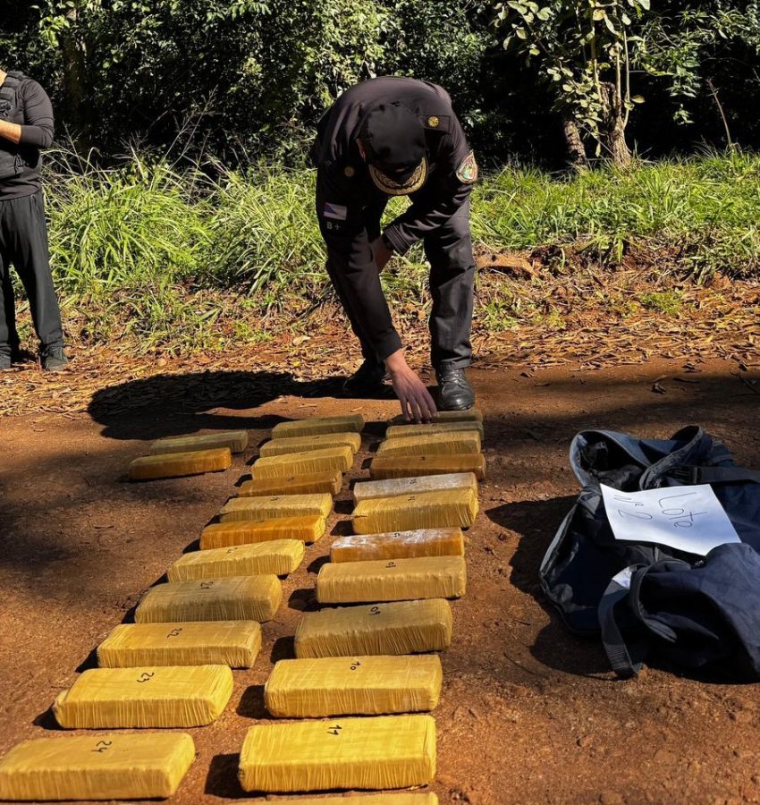 Incautaron más de 100 kilos de marihuana valuados en $121 millones en Roca 2 4 - Incautaron mas de 100 kilos de marihuana valuados en 121 millones en Roca 5 - 3