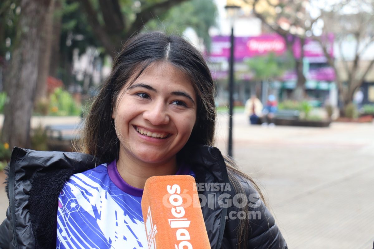 Jugadoras posadeñas de fútbol femenino recaudan fondos para disputar el Mundial de Clubes 2 4 - Jugadoras posadenas de futbol femenino recaudan fondos para disputar el Mundial de Clubes 3 - 3