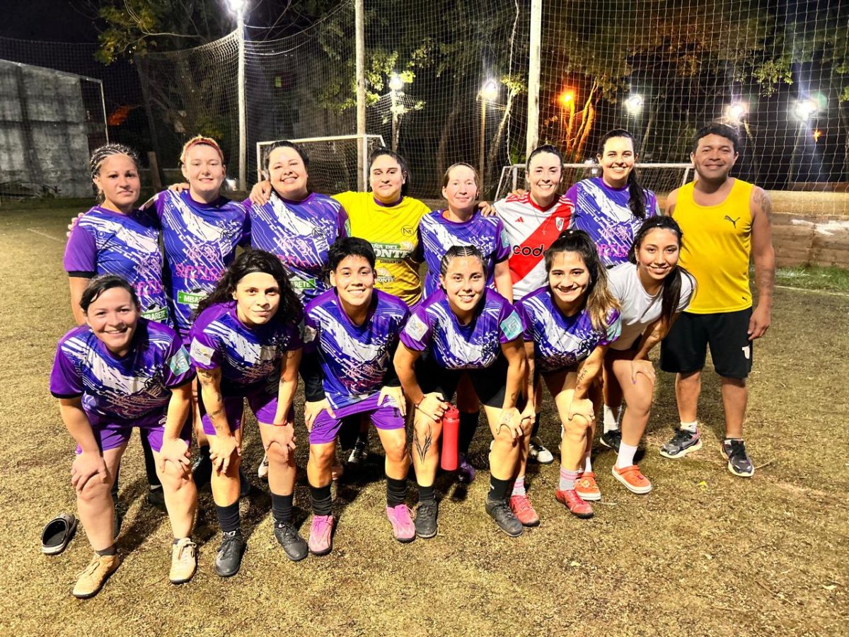 Jugadoras posadeñas de fútbol femenino recaudan fondos para disputar el Mundial de Clubes 5 10 - Jugadoras posadenas de futbol femenino recaudan fondos para disputar el Mundial de Clubes 6 - 9