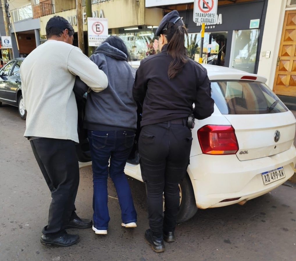 La Policía de Misiones asistió a dos personas en situaciones críticas en Oberá