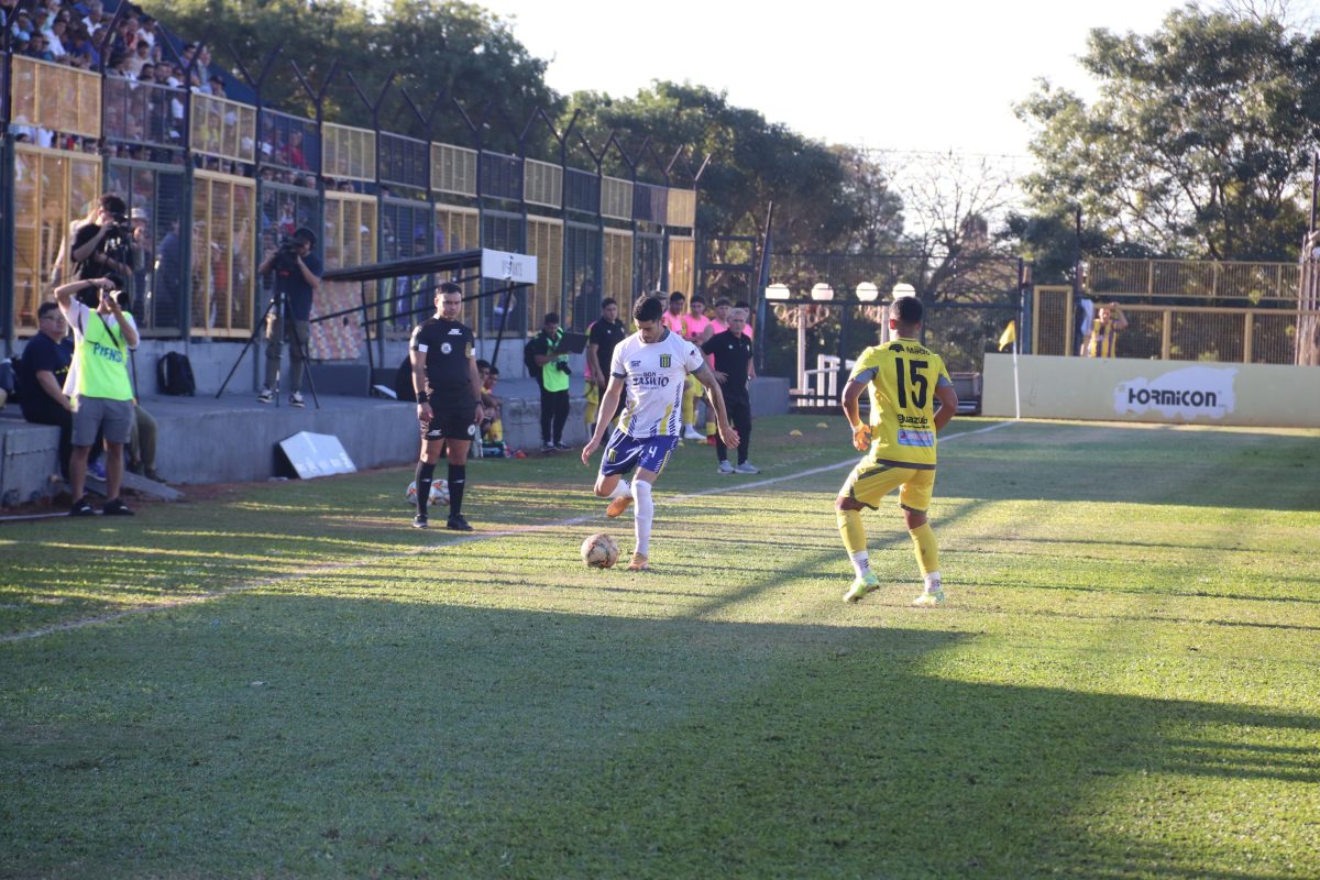 Mitre y Crucero del Norte igualaron en el arranque de la Reválida del Federal A (2)