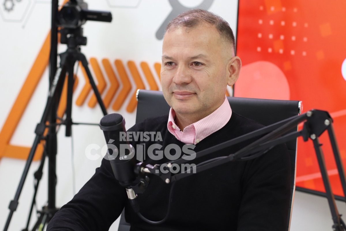 Nazareno Magan Huntter y Ricardo Babiak pasaron por el streaming se Codigos 6 - 3