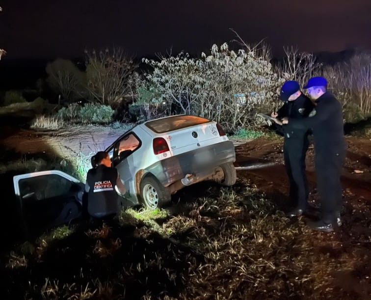 Operativo cerrojo en Campo Grande culminó con el secuestro de un auto robado