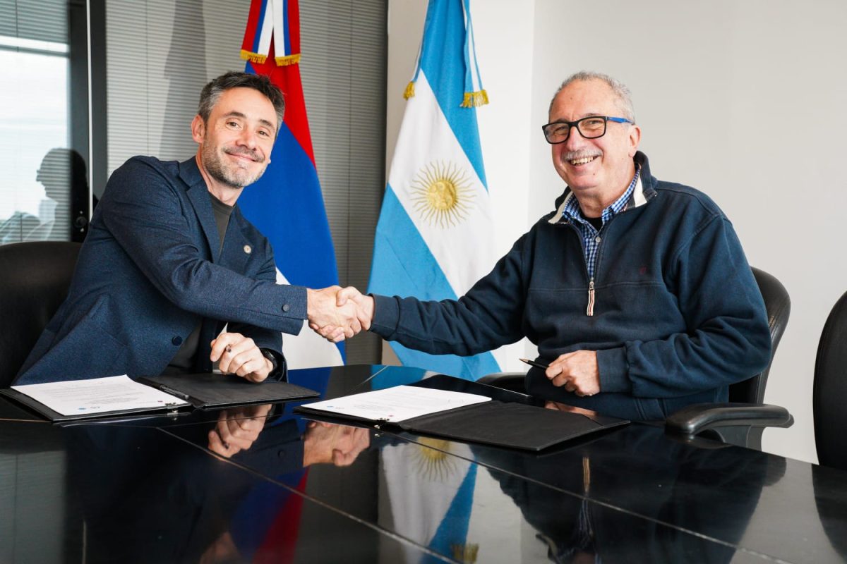 Passalacqua anunció nueva línea de créditos para la floricultura familiar