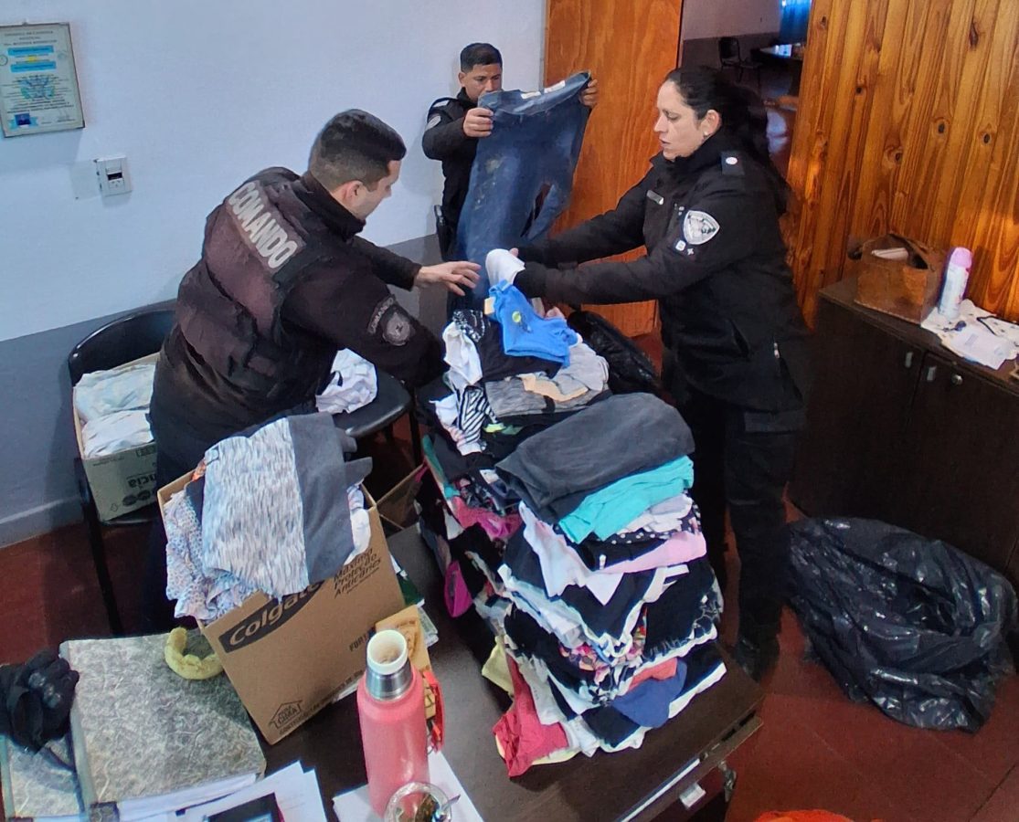 Policias realizaron donaciones a comedores tras campanas solidaria en Campo Grande 1 - 1