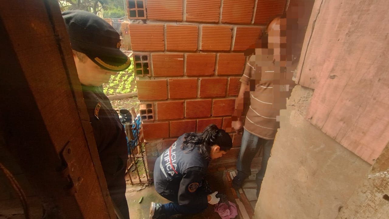 Secuestraron un arma de fuego y dosis de marihuana tras allanamientos en Garuhapé