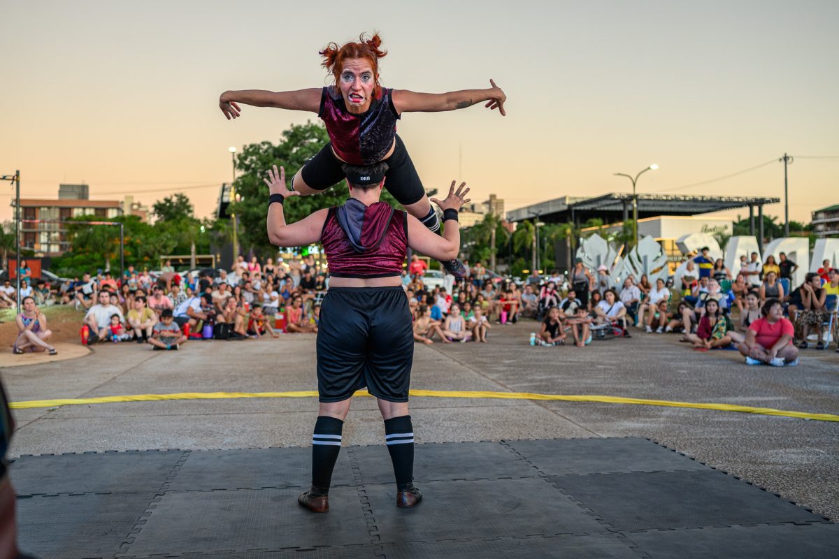 "Al Caer el Sol" se prepara para una jornada a puro jazz y circo 1 2 - Simple Circo - 1