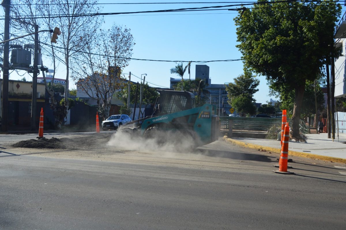 Avanzan los trabajos de bacheo en distintas áreas de Posadas