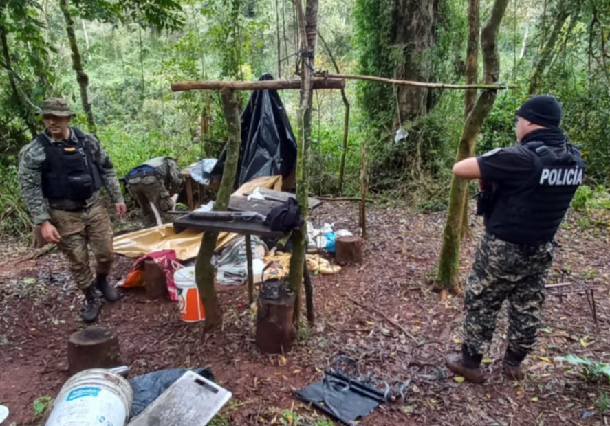 Operativo en 9 de Julio: desmantelan campamento de cazadores furtivos