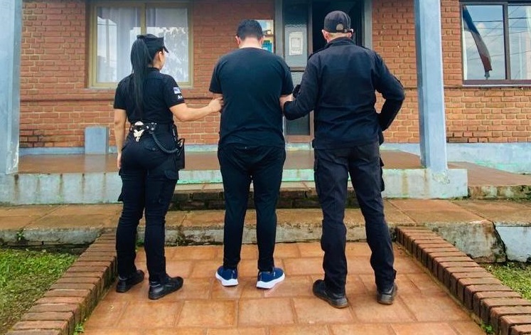 Dos Arroyos: detuvieron a un hombre por presunto grooming a un menor vía WhatsApp