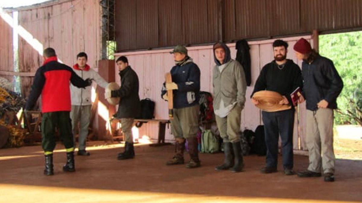 Capacitaron a futuros guardaparques en técnicas de manejo de fuego 4 8 - guardaparques capacitandose 5 - 7