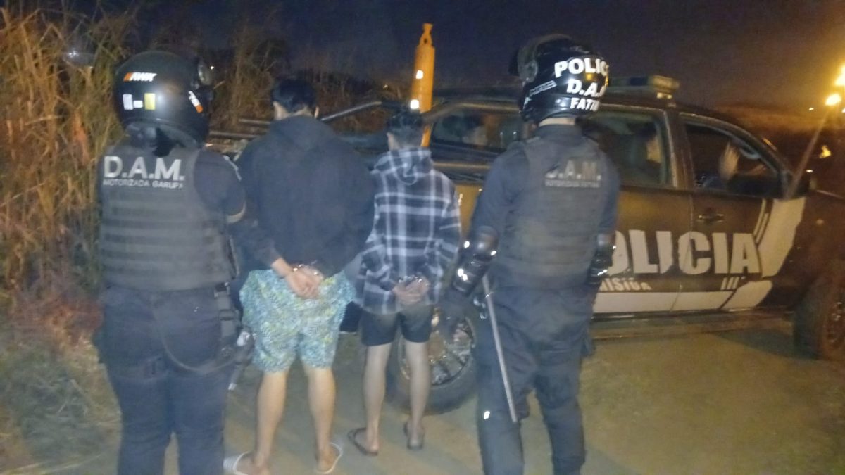 Detuvieron a dos hombres que iniciaron un incendio de pastizales en Garupá