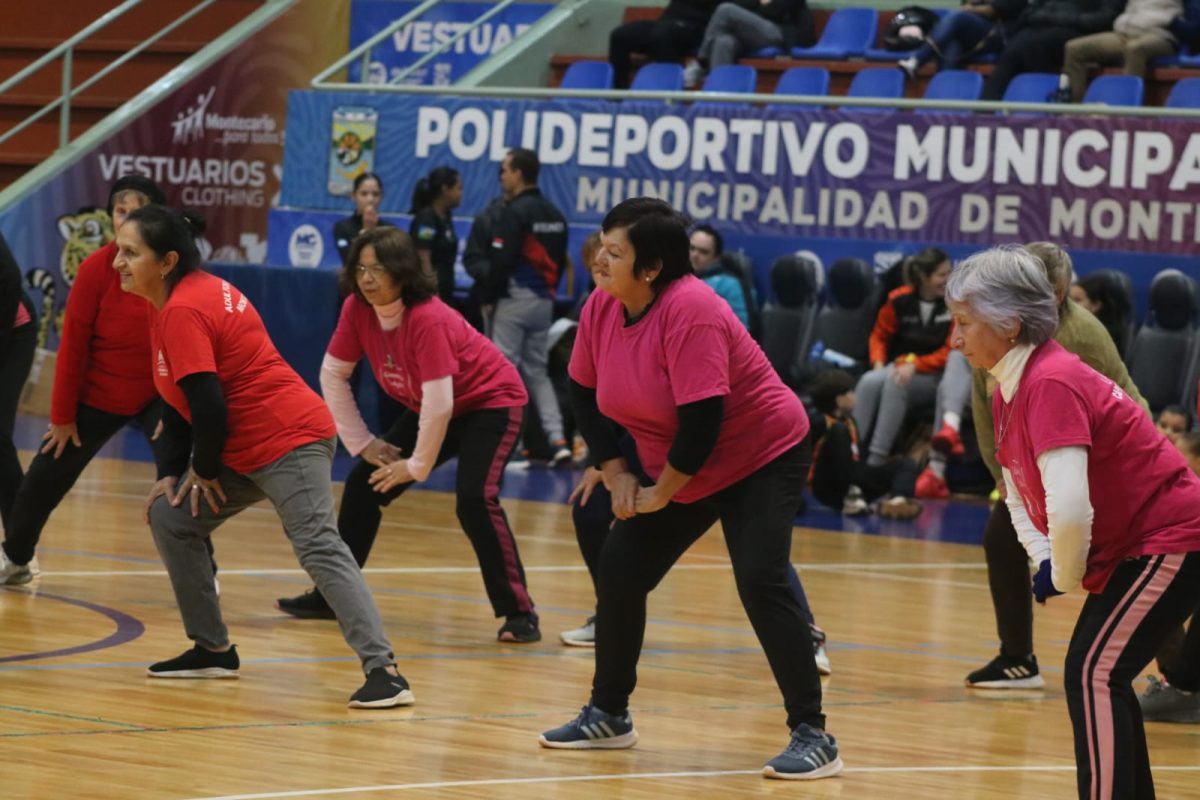 Gran jornada deportiva en Montecarlo: el Polideportivo Mundialista vibró con exhibiciones de las escuelas municipales 4 8 - montecarlo 4 - 7