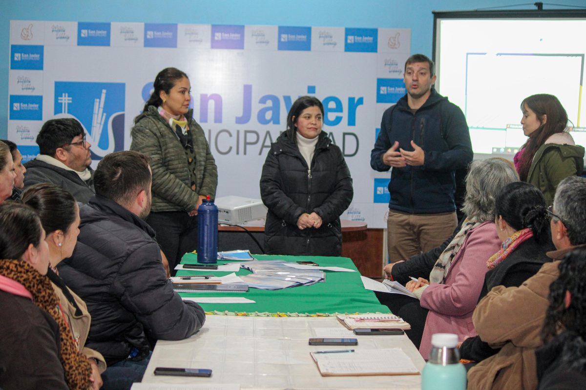 San Javier articula con instituciones y comercios una campaña por la protección infantil 1 2 - san javier contra violencia infantil 5 - 1